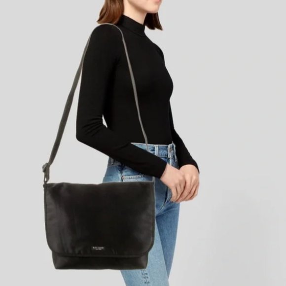 kate spade Handbags - Black Kate Spade Messenger Bag